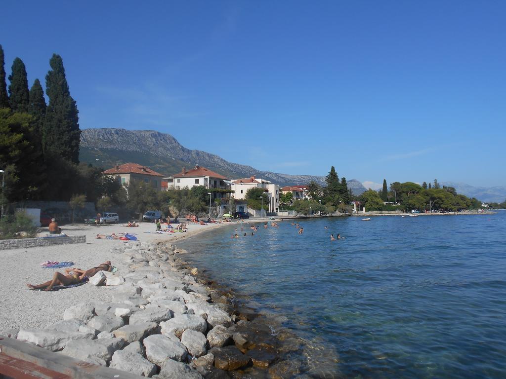 Apartment Cherry Kaštela الغرفة الصورة