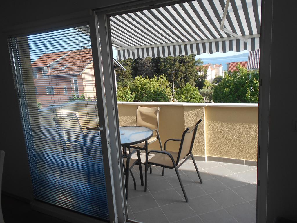 Apartment Cherry Kaštela الغرفة الصورة