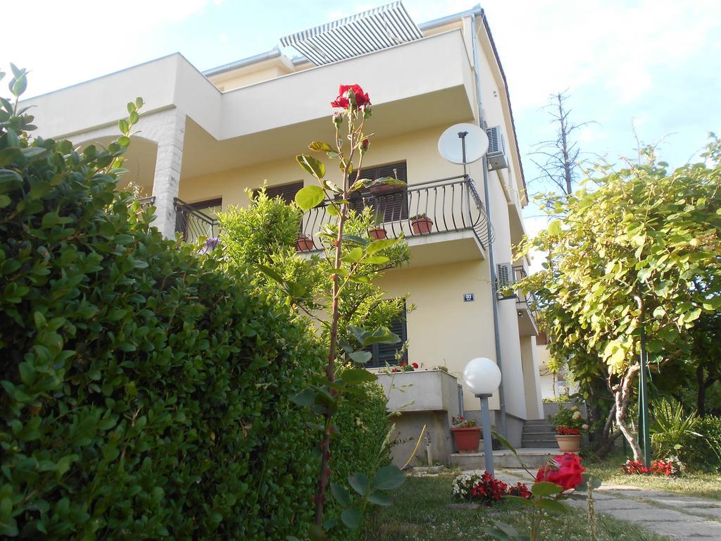 Apartment Cherry Kaštela المظهر الخارجي الصورة