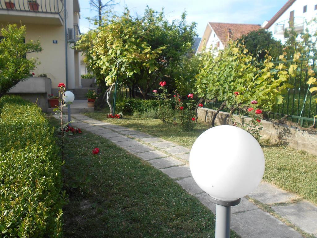 Apartment Cherry Kaštela المظهر الخارجي الصورة