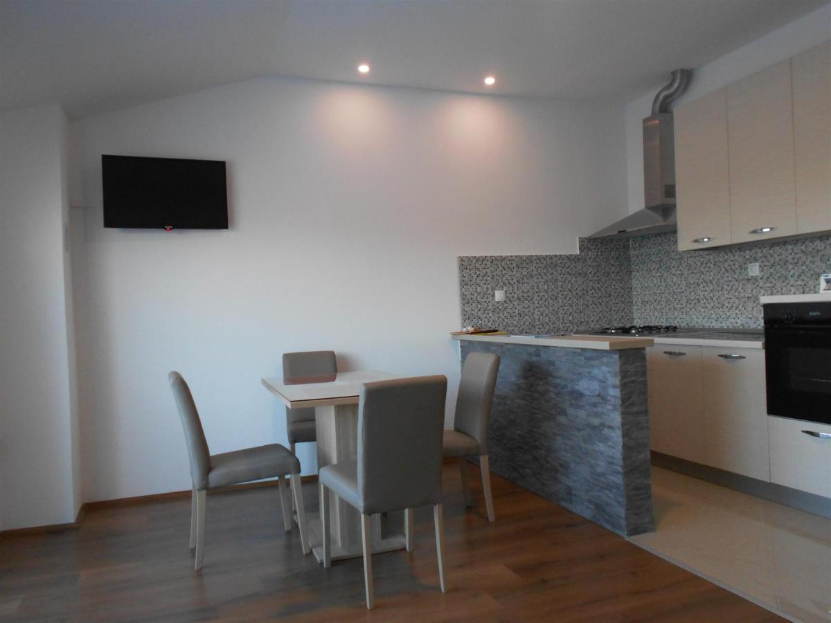 Apartment Cherry Kaštela المظهر الخارجي الصورة