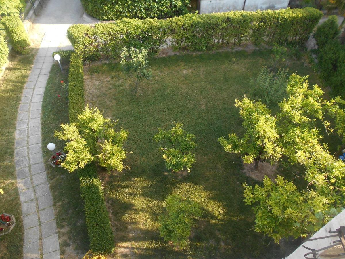 Apartment Cherry Kaštela المظهر الخارجي الصورة
