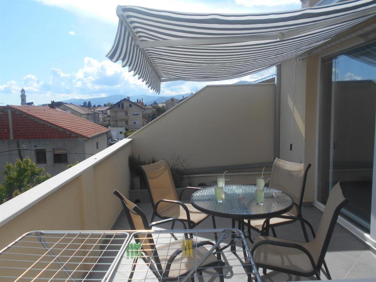 Apartment Cherry Kaštela المظهر الخارجي الصورة
